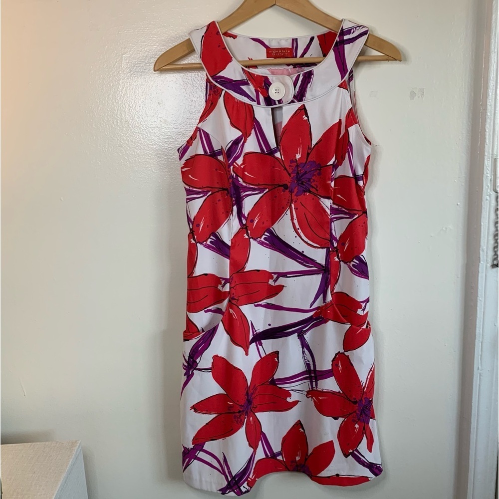 Signature by Sangria Retro Red Floral Sleeveless Shift Sheath Dress Size 4